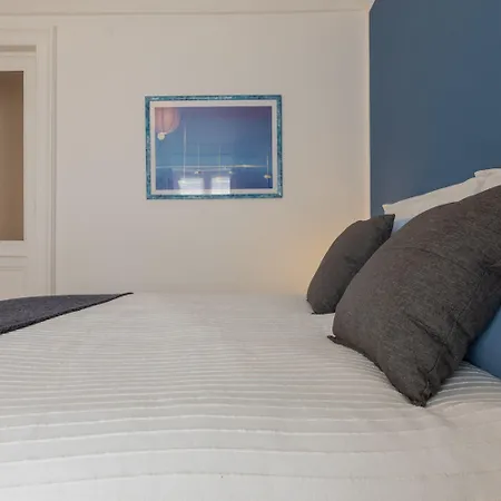 Re Umberto By Wonderful Italy *